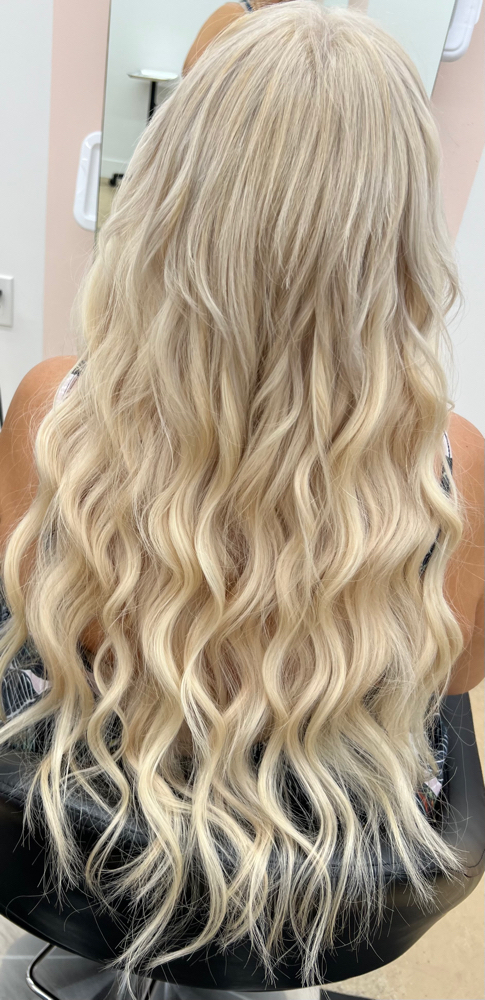 Extensions Wash & Style Blowout