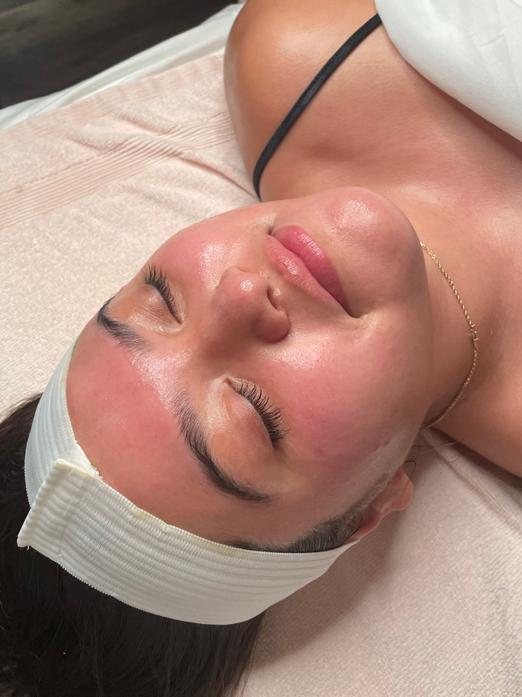 C-b-d & Gua Sha Facial