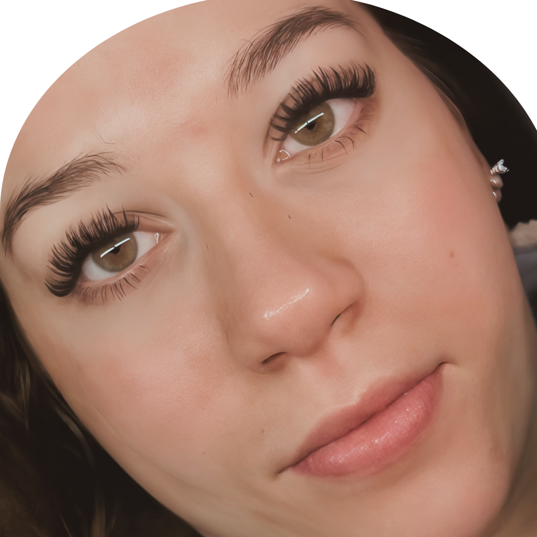 Mini Fill/Weekly Lash Touch Up at Loto Beauty Bar in Toledo, OH