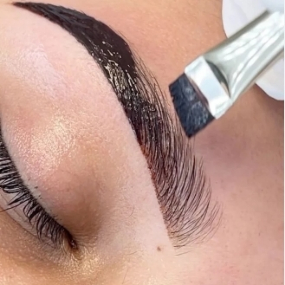 Brow Tint at Mirror Images by Michelle in 85392