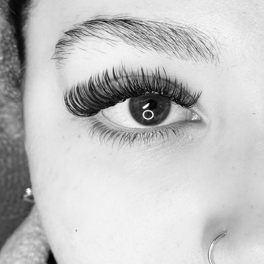 3 Week Classic Fill at LinasLashLab in Buffalo, NY