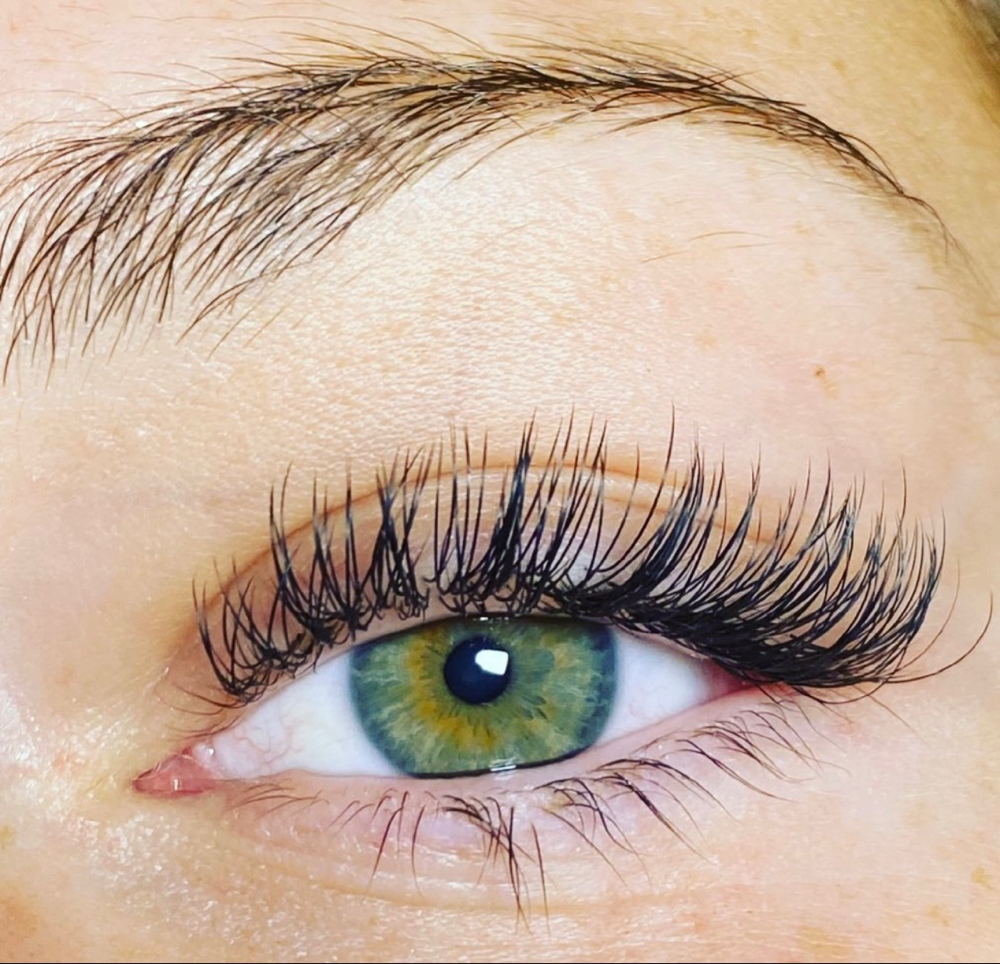 Classic Lashes