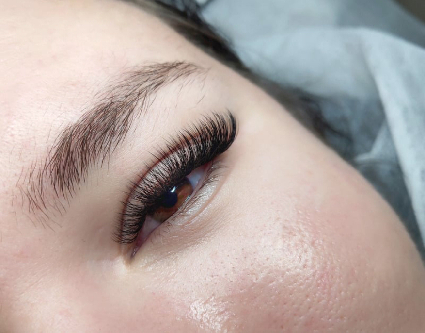 Volume Lash Extensions