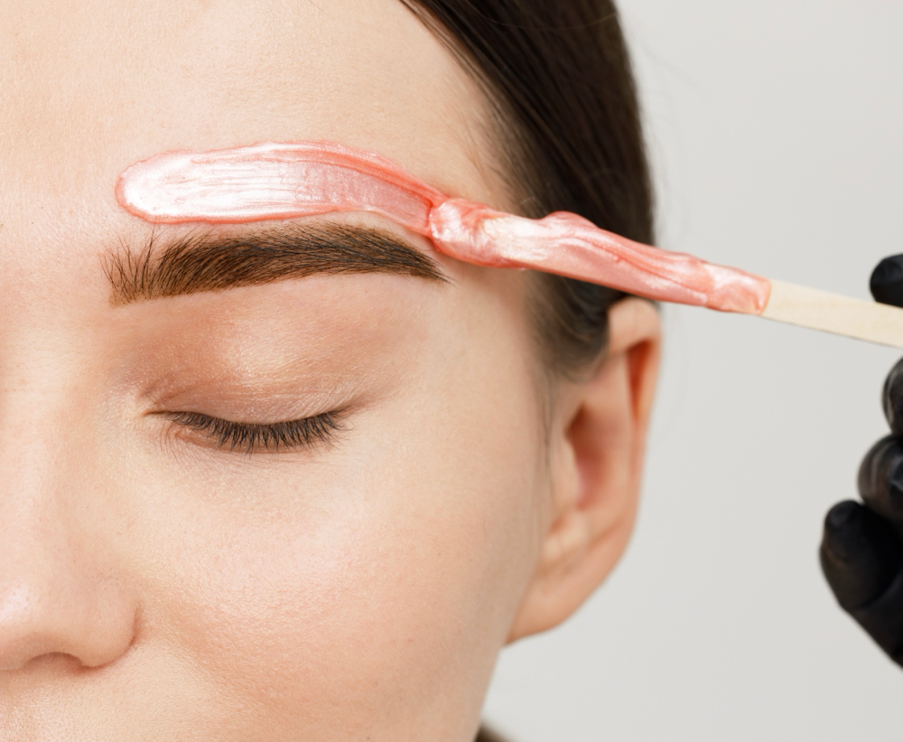 Eyebrow Wax (Ladies)