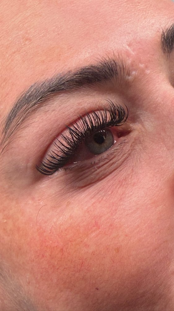 Classic Eye Lash Extensions