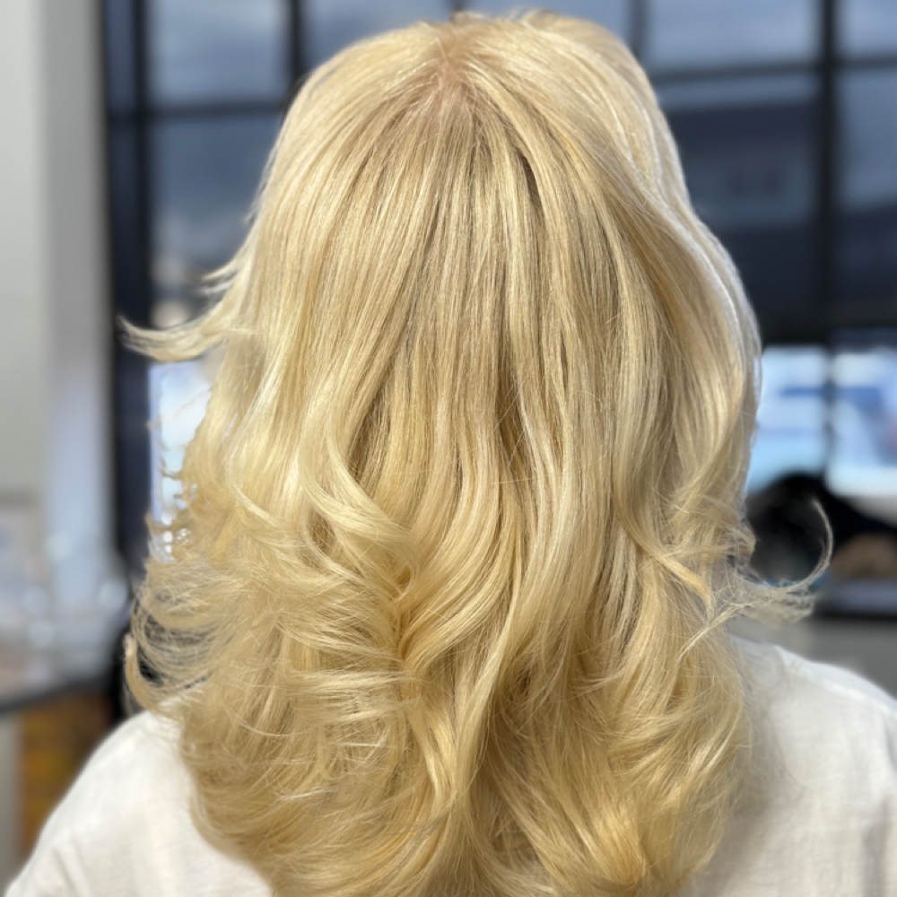 Root touch up at Glammedbynatt in Tonawanda, NY