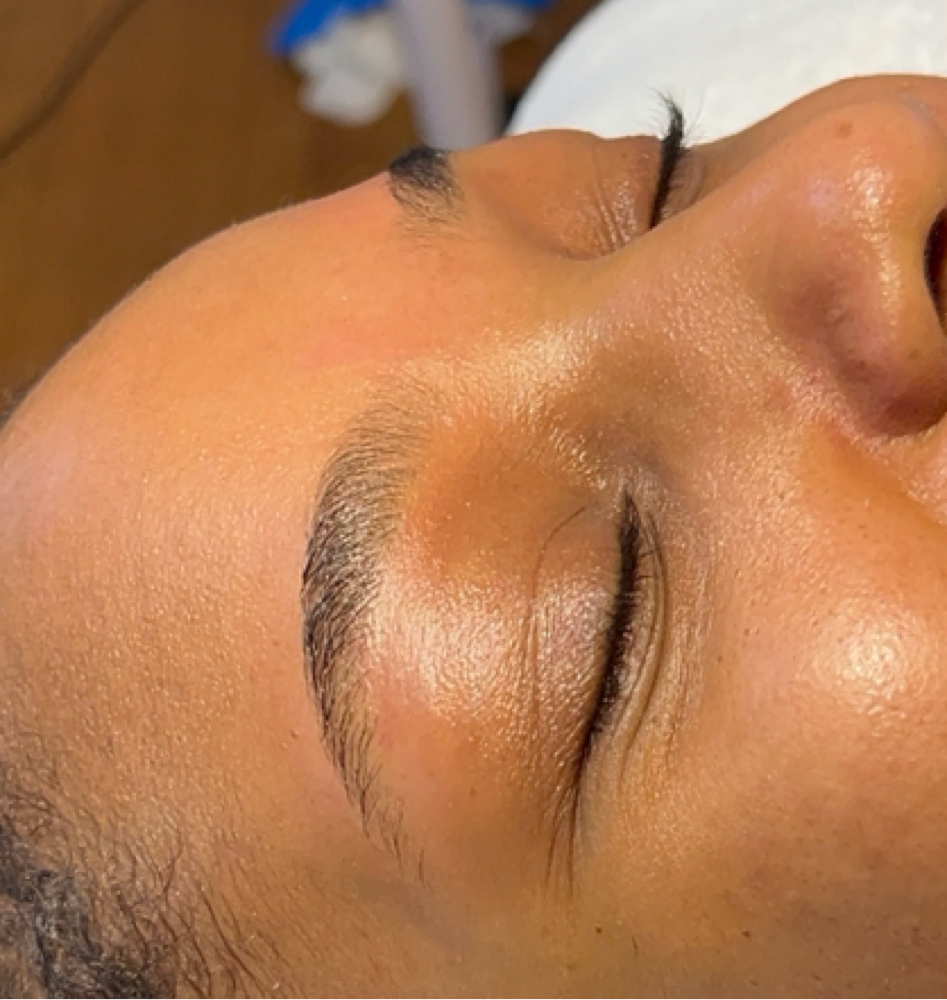 Eyebrow Clean Up at DonJour Esthetics in Akron, OH