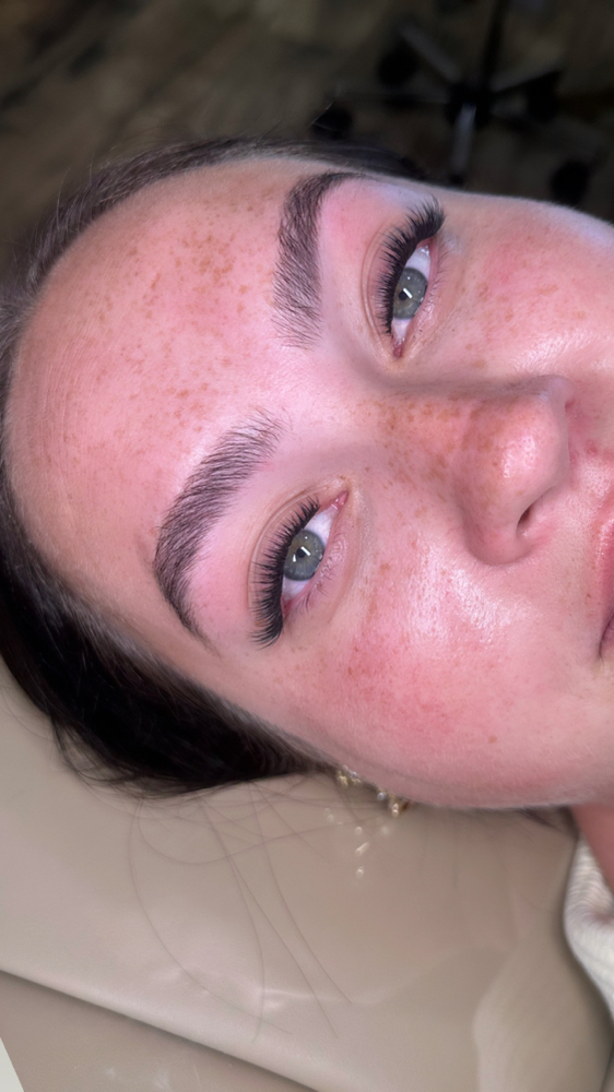Party Lashes (Volume Style)