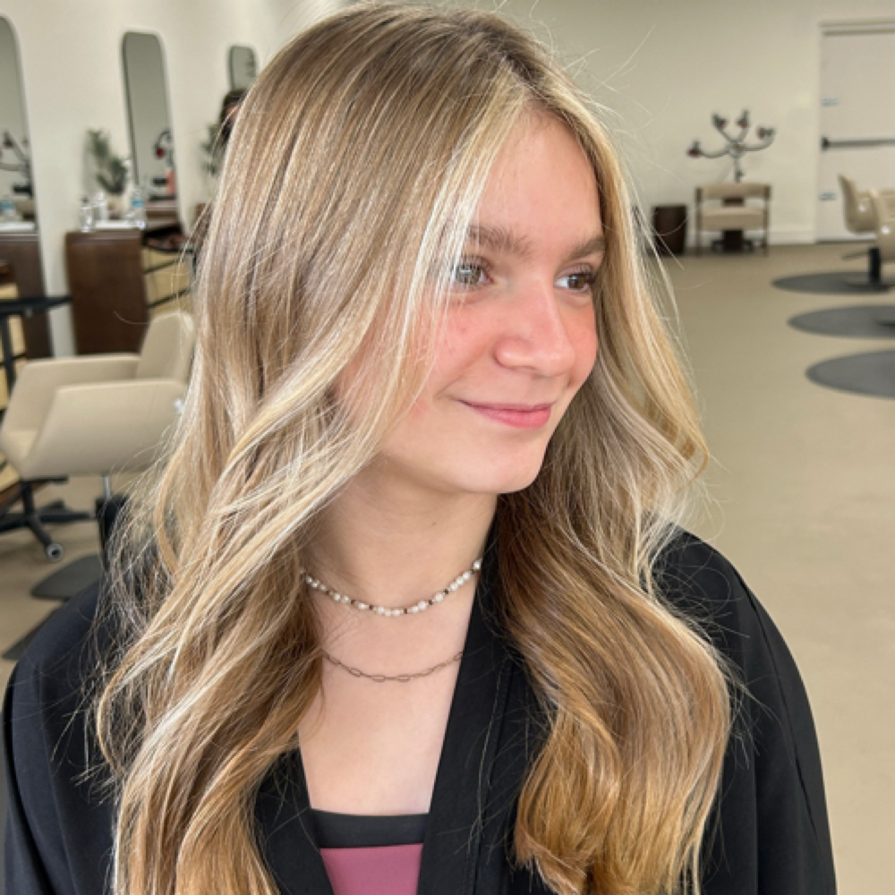 Mini Blonding Session at Bella Grae in Jacksonville, FL
