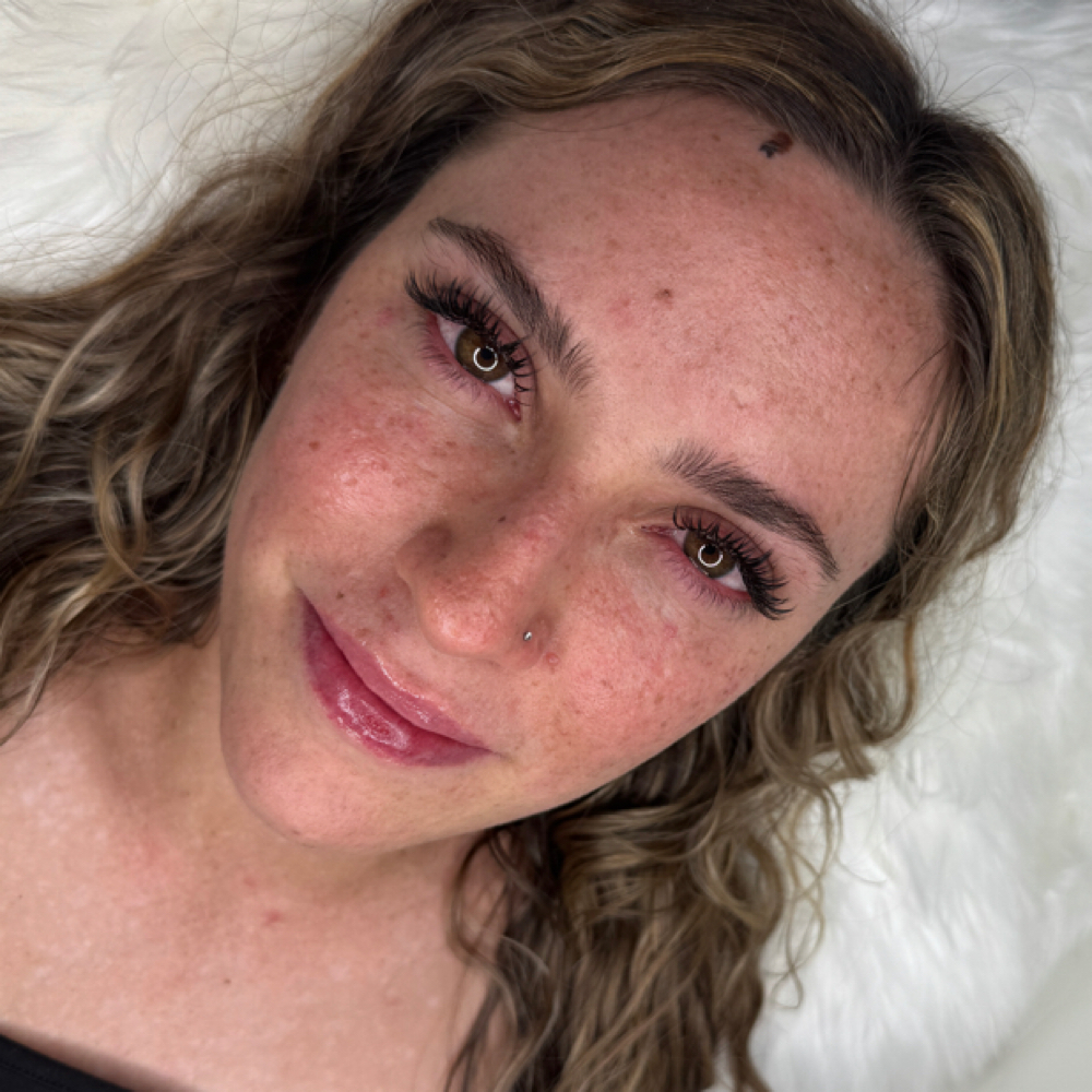 Wet Set at LUXX Beauty Studio in Tucson, AZ