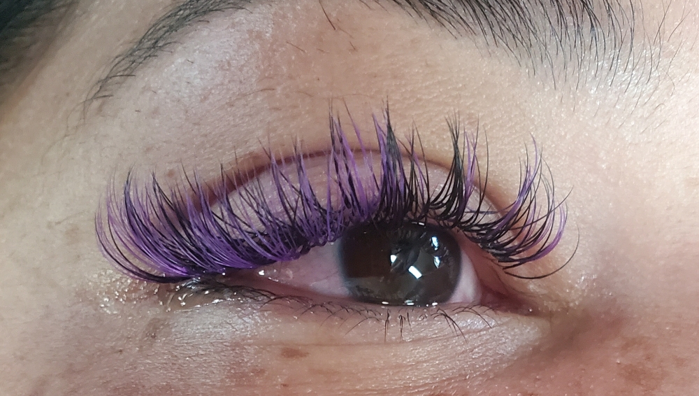 Colored Lashes Add On