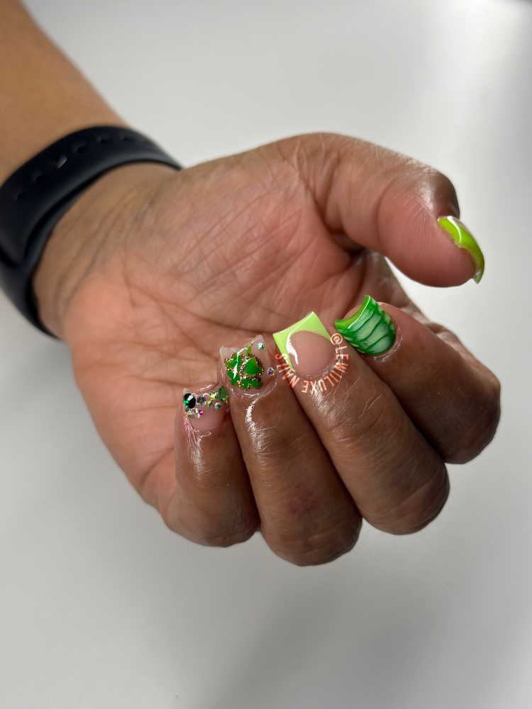 𝐅𝐮𝐥𝐥 𝐒𝐞𝐭ˢᴴᴼᴿᵀ (ᴺᴼ ᴰᴱˢᴵᴳᴺ) at Lewii Luxe Nails Cartel in Princeton, TX