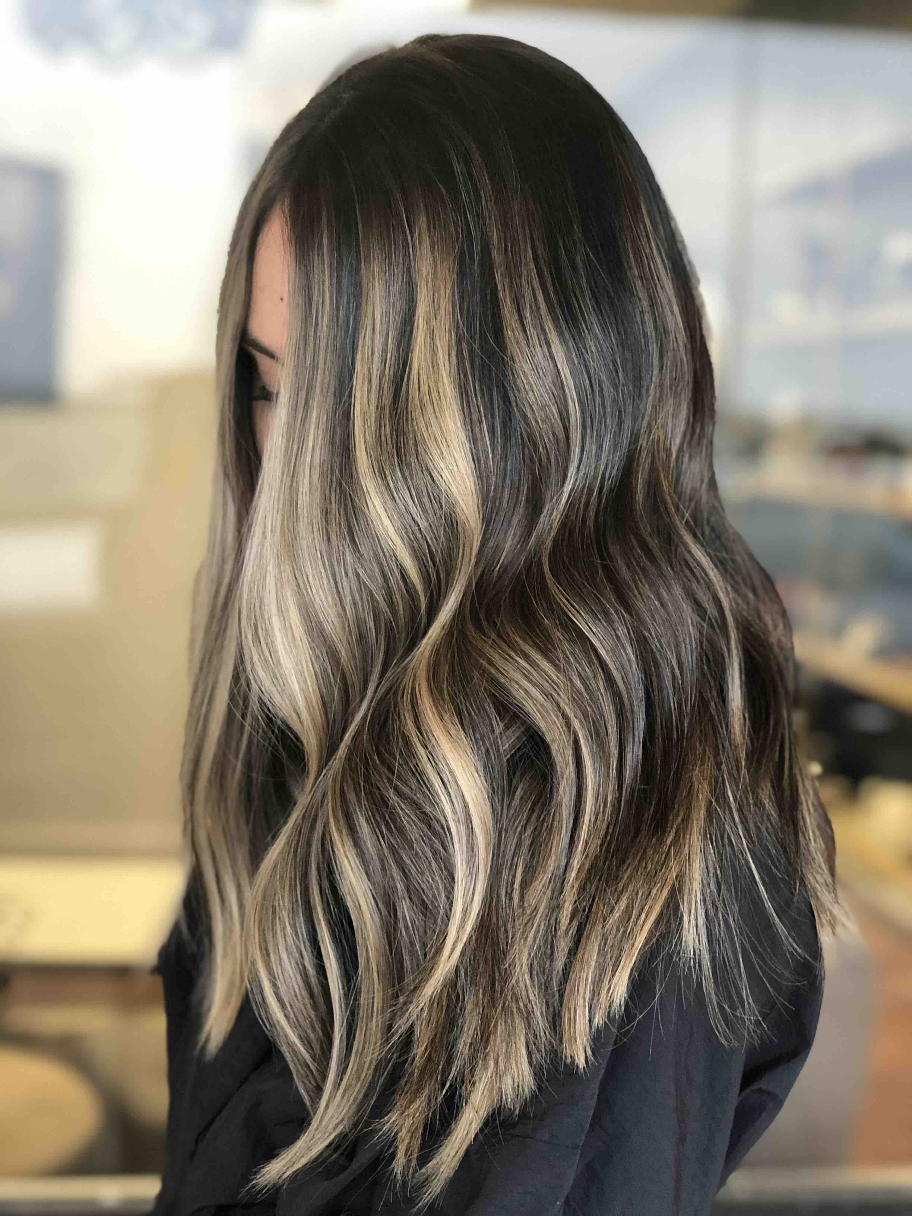 Haircut & Style