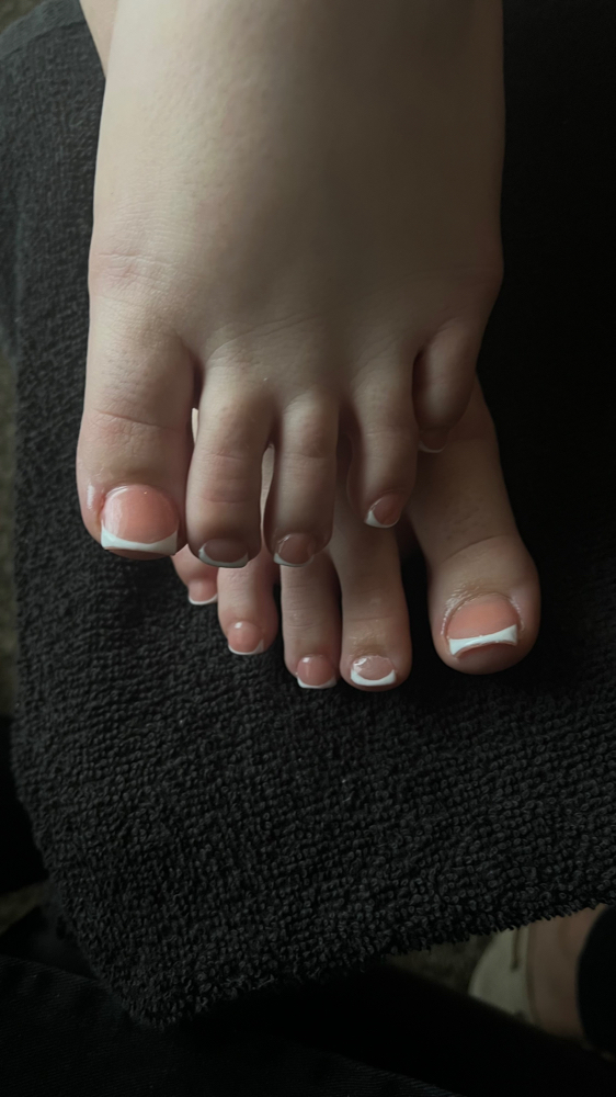 Deluxe Acrylic Pedicure