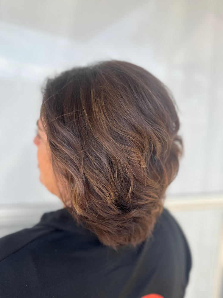 Wash Blowdry And Style