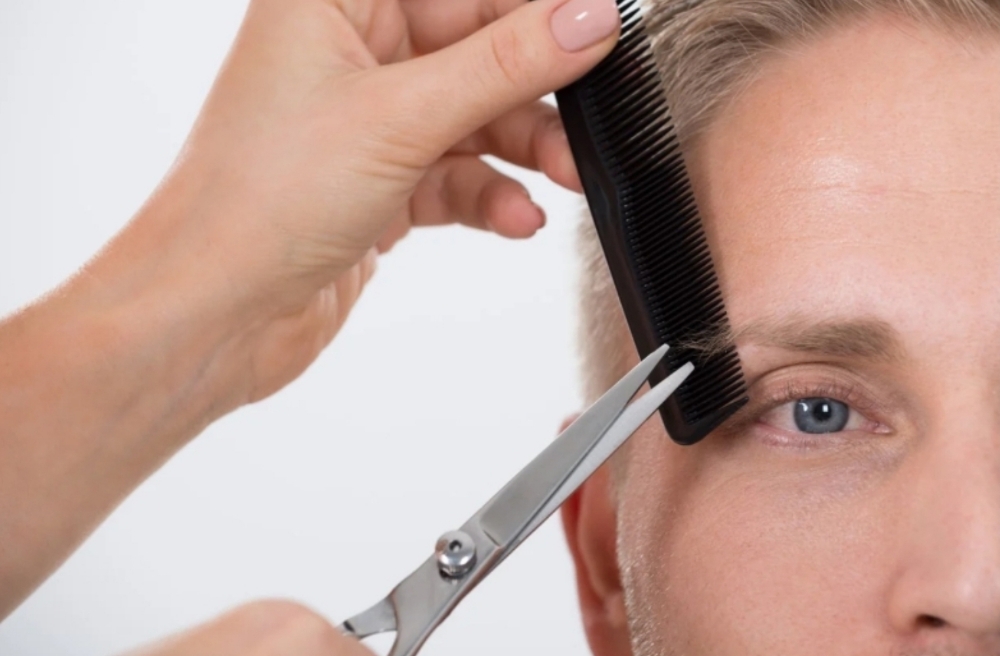 Add-On Eye Brow Clean Up