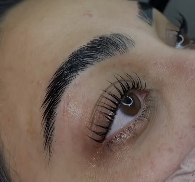 Lash Lift + Tint