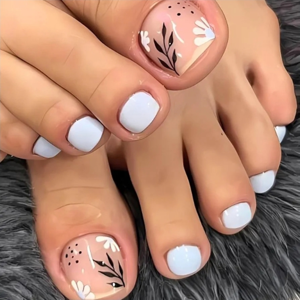 Womens Dry Pedicure at Violet Thistle by Haley in Galion, OH