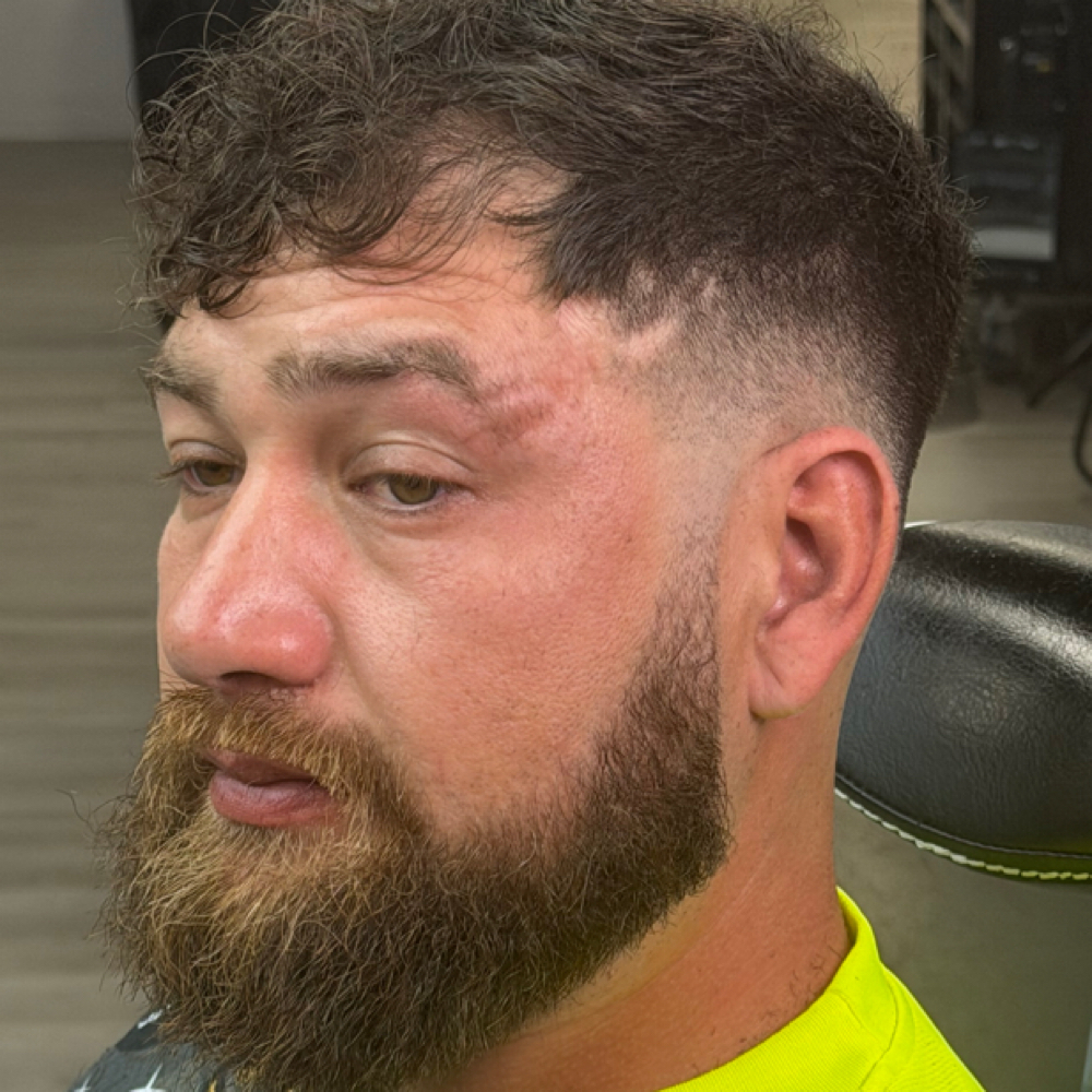 Haircut + Beardtrim at Enrique Villagomez in Twinfalls, ID