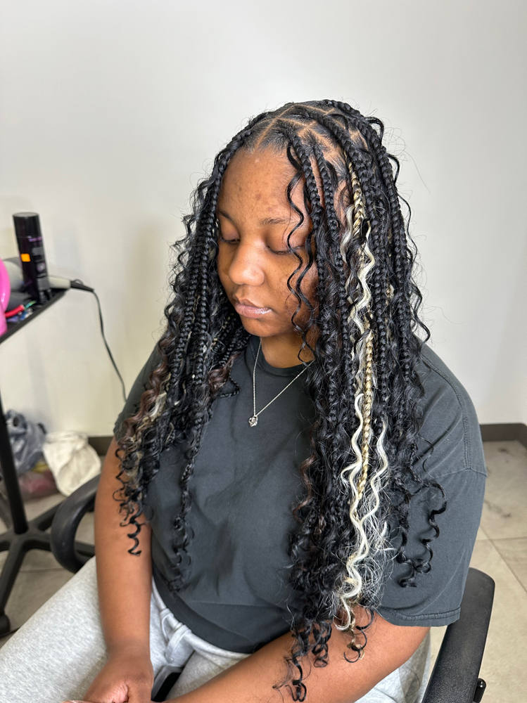 Medium knotless