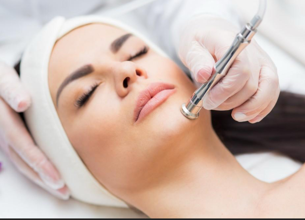 Diamond Microdermabrasion Facial
