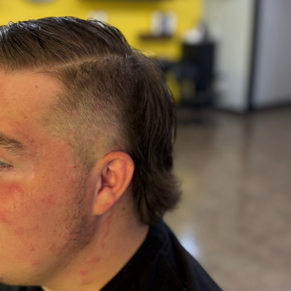 Mens Haircut at Kristen Lanum in Springfield, OH