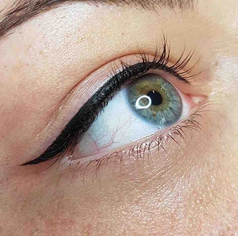 Permanent eyeliner