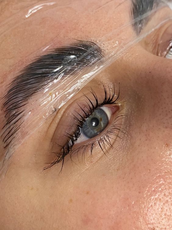 Brow Lamination