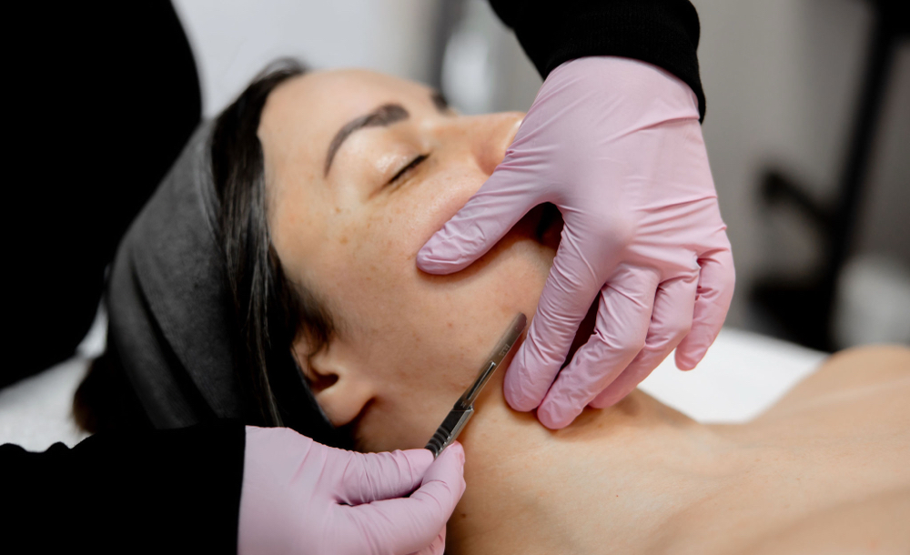 Luminous Smooth Dermaplaning Add-On