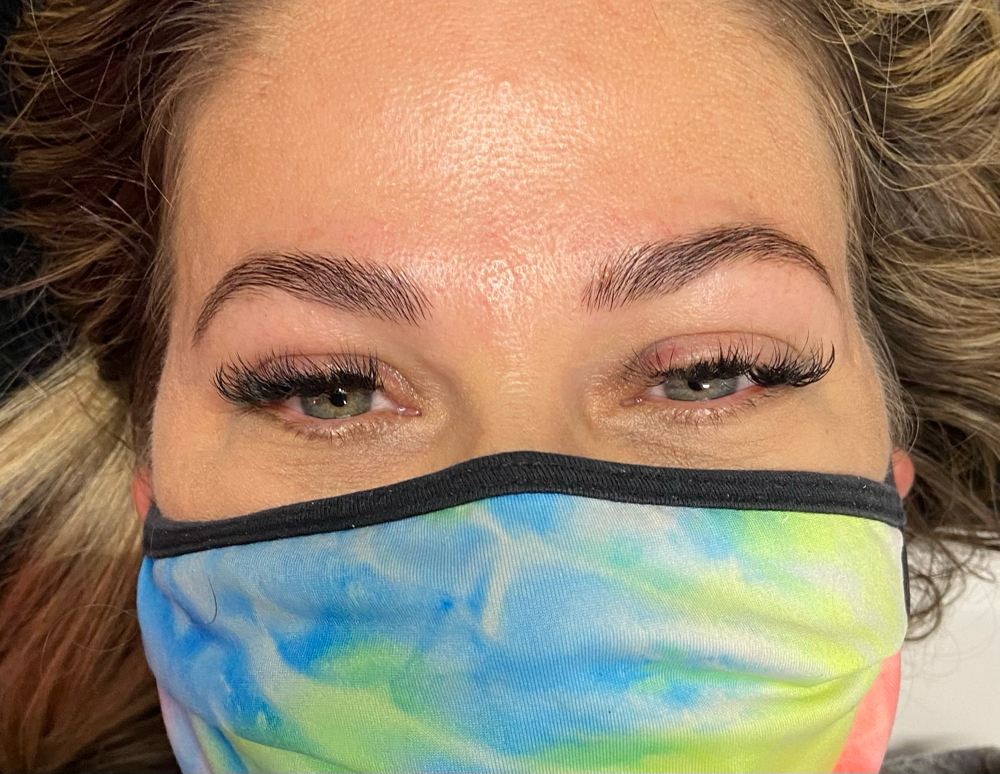 Brow Lamination with Tint