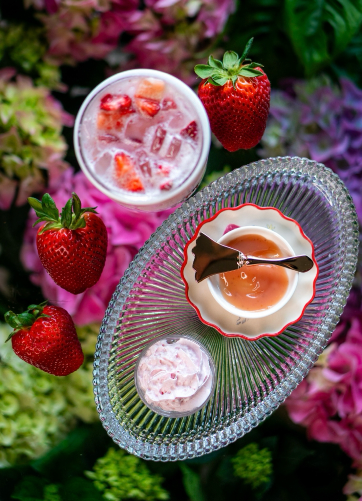 Strawberry Dreams Facial - Limited