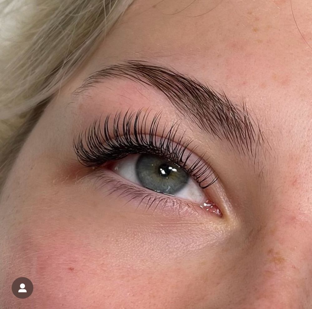 4 Week Classic Lash Fill