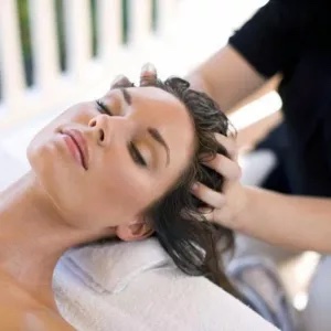 High-Touch Scalp Renewal Massage