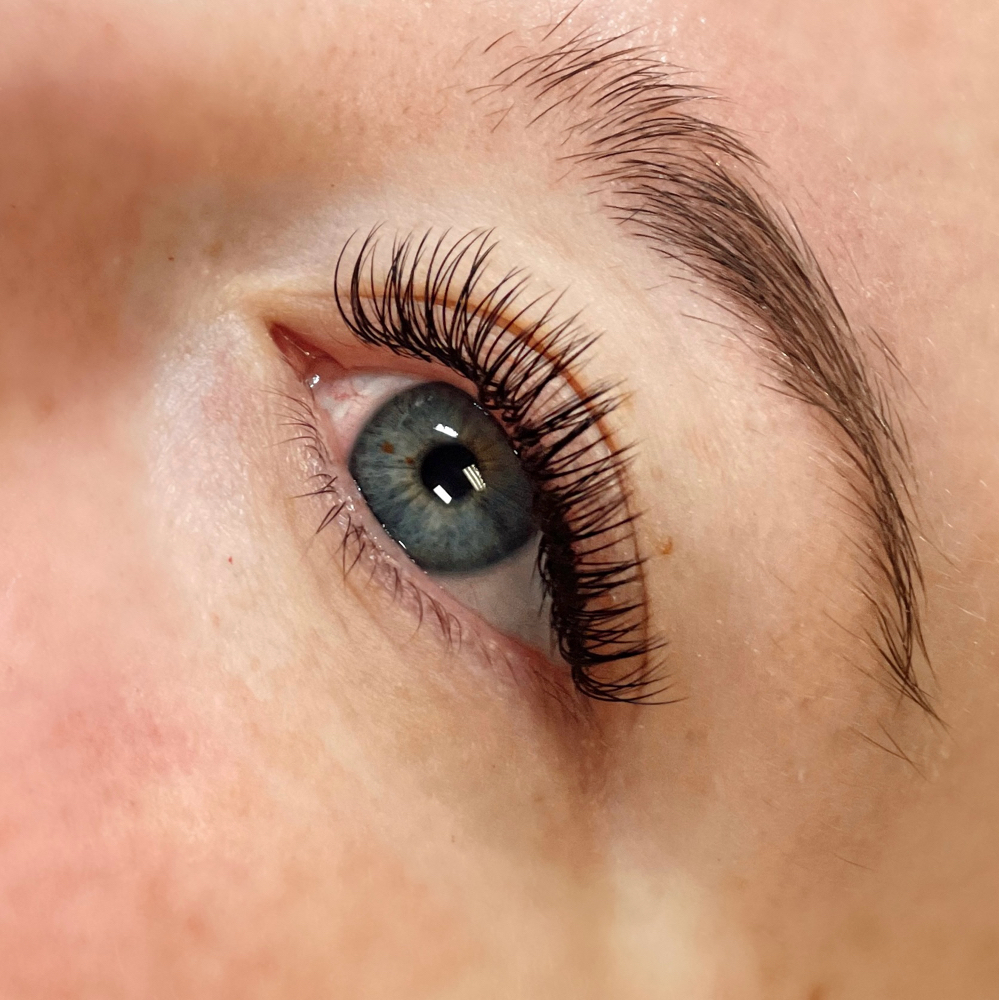 Classic Full Set Eyelash Extensions