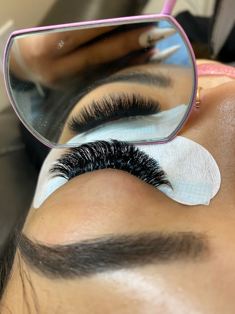 Full Set Lash Extensions