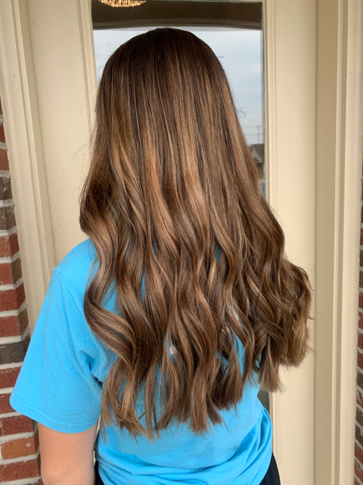 Dimensional Brunette