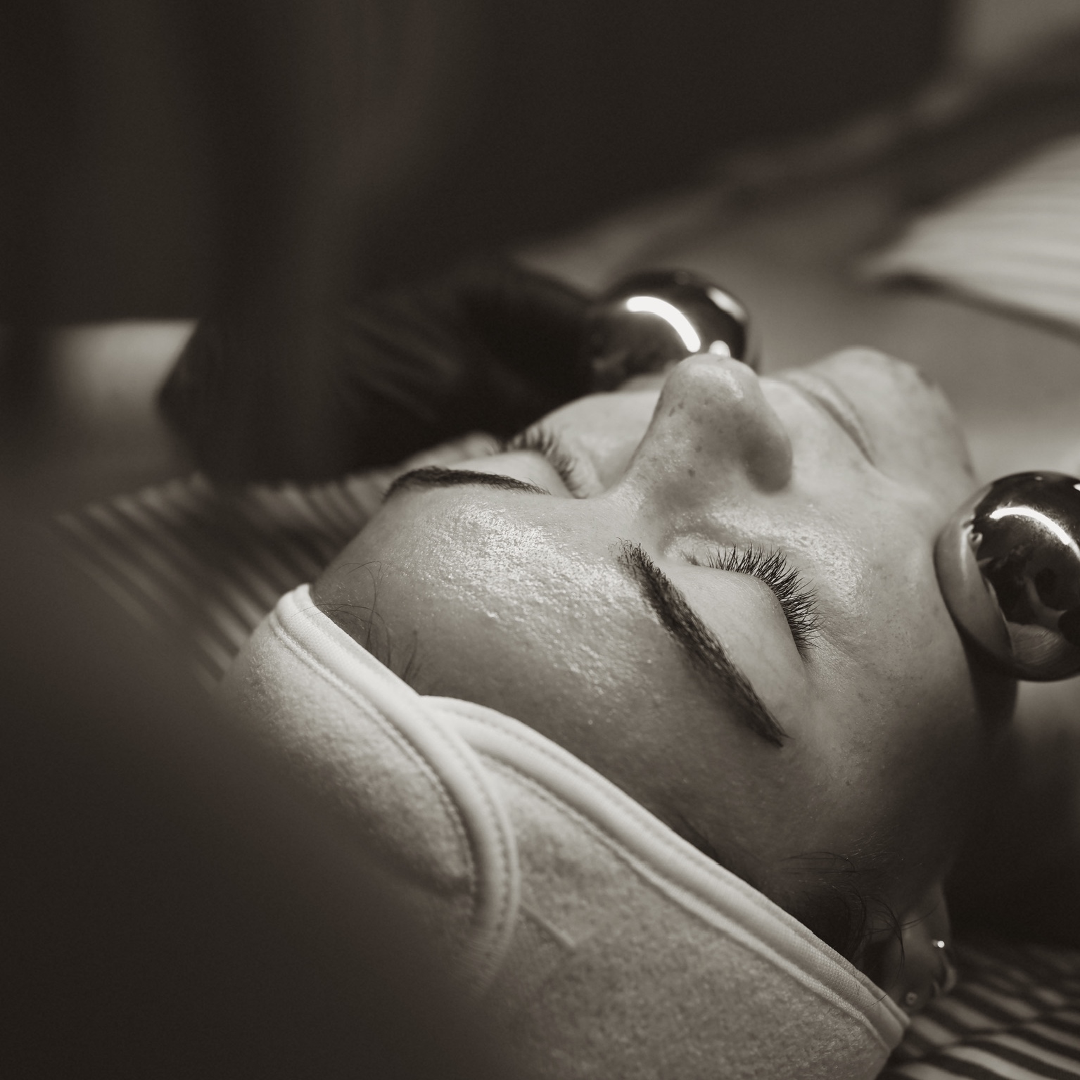 Acne Clarifying Facial at Safi Esthetics in Minneapolis, MN
