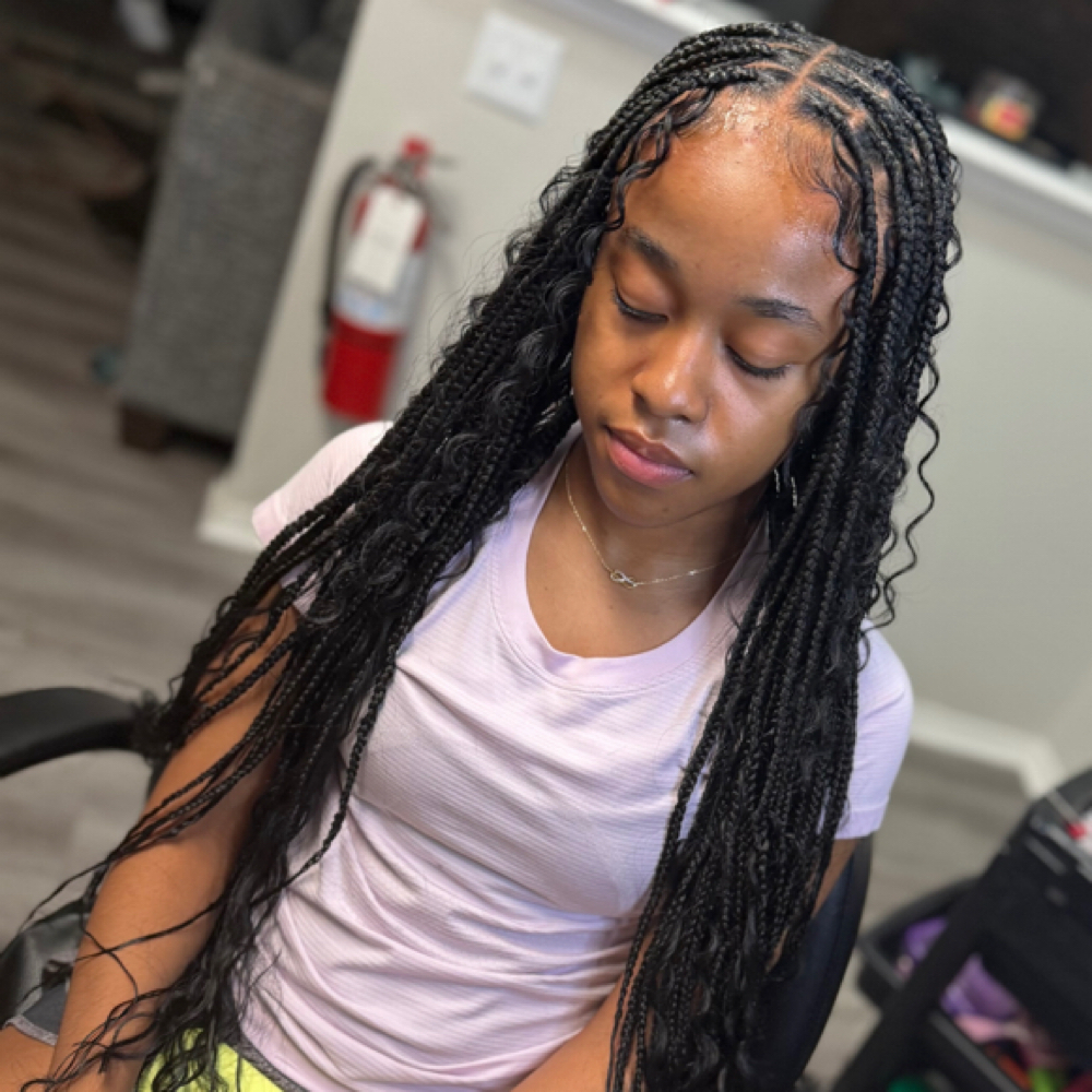 Small knotless (Boho) at Braided Perfection in Fayetteville, AR