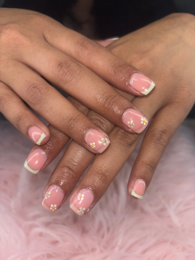 No Chip Manicure
