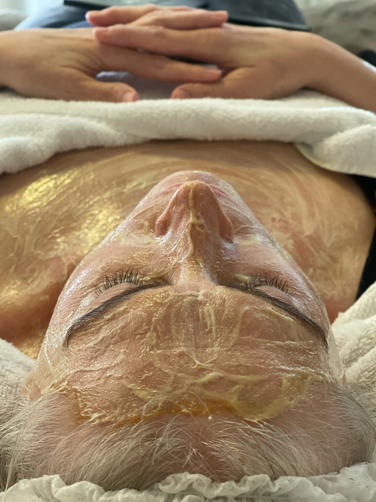 4 Layer Vit C Enzyme Facial