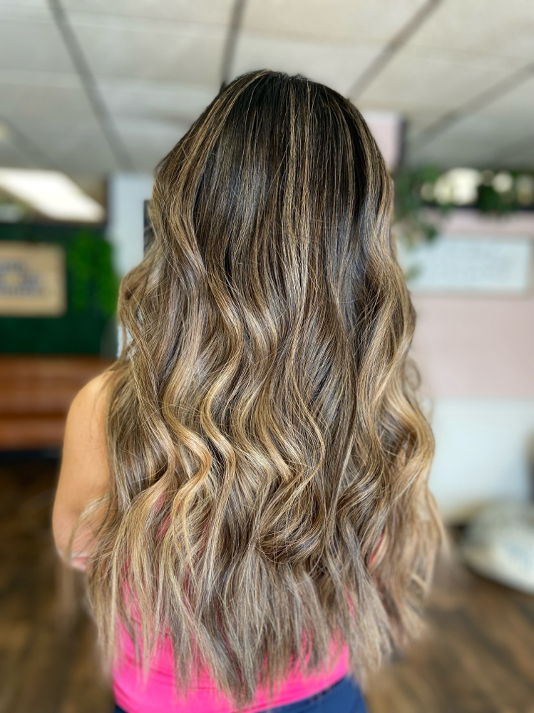 Full Blonding Service