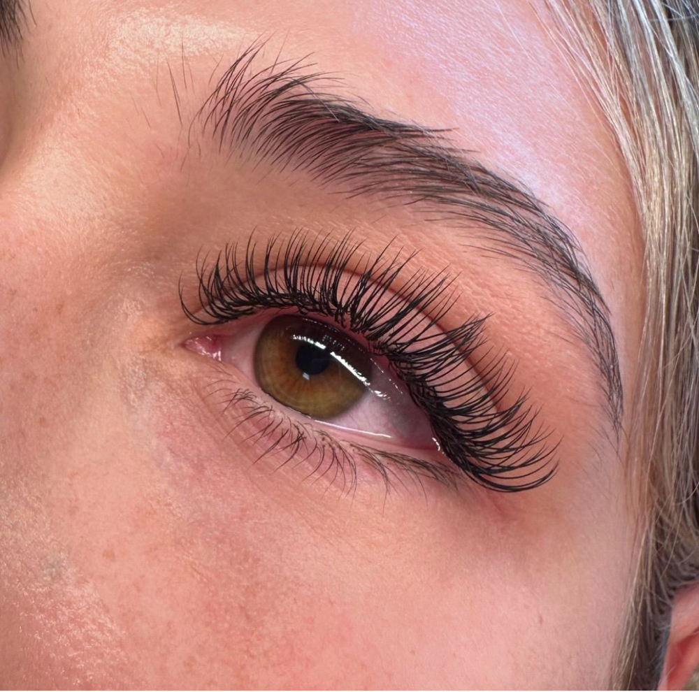 Classic Lash Full Set