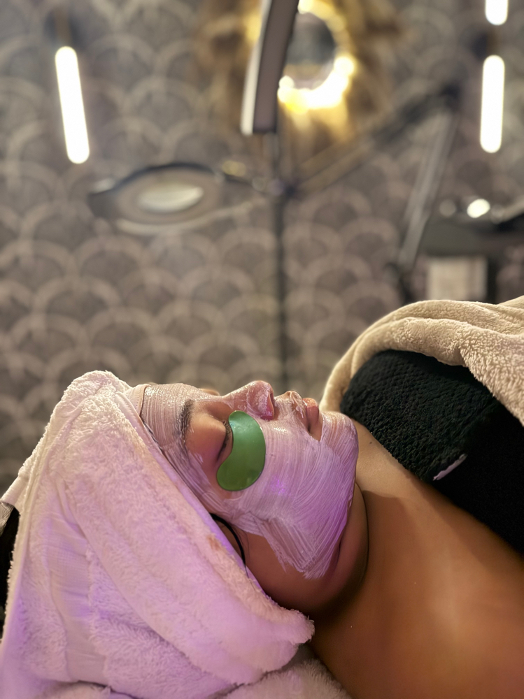 The Clarity Facial🫧