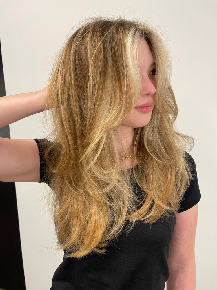 Faceframing Highlight With Haircut