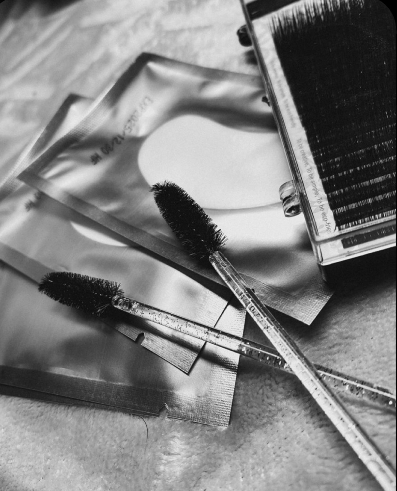 Lash Removal