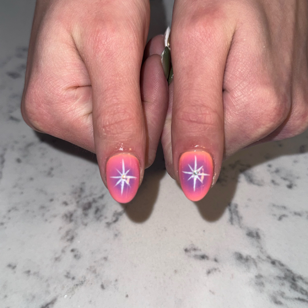 Ombre nail design at Aura by Mary in hampstead, NC