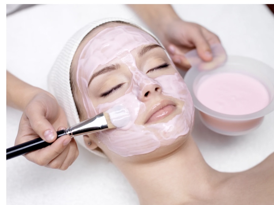 SkinIQ’s Redness Rescue Facial