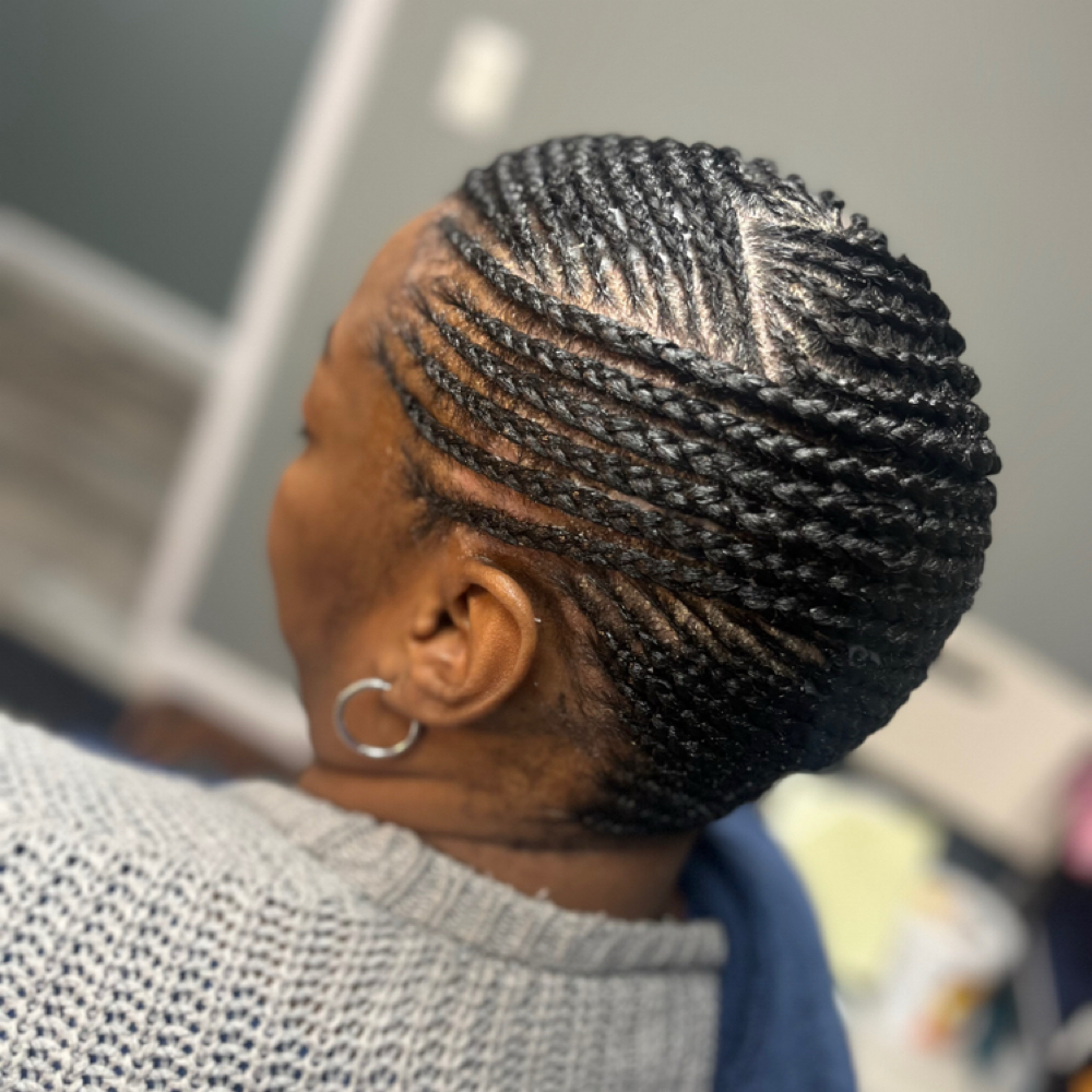 Small Lemonade Braids at Bebe African Hair Braiding LLC in Milwaukee, WI