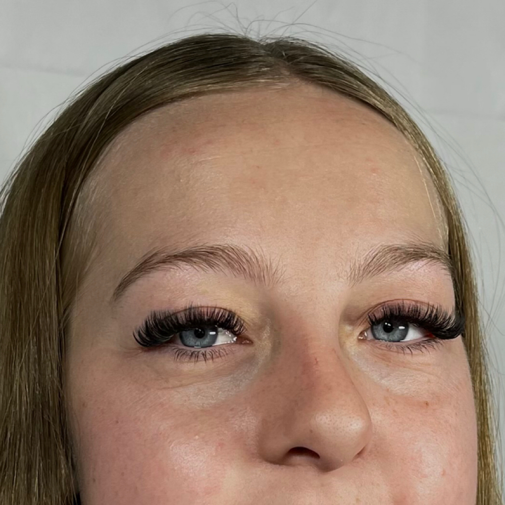 Custom Full set Lash extentions 🪽 at AngellooksbyjaeLLC in Tucson, AZ