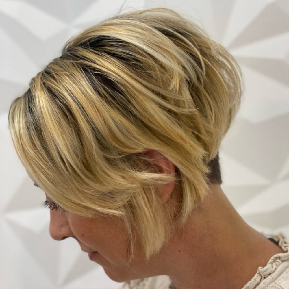 Short/Medium Haircut at Rachel Zanath in Akron, OH